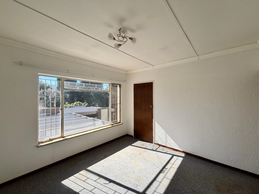 4 Bedroom Property for Sale in Wilkoppies North West